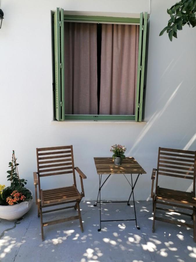 Studios Margaret, Poros Island Poros Town Exterior photo
